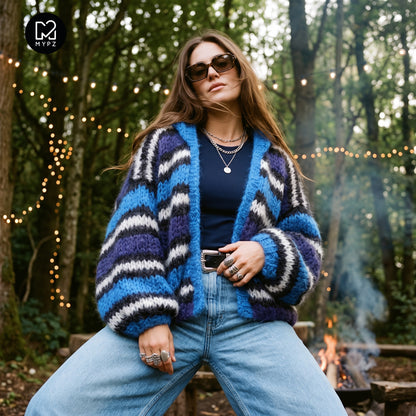 Patrón de punto – MYPZ Cárdigan bomber con capucha de mohair grueso azul n.º 15 (ENG-DE-NL-ES-FR-IT-DA-SV-NO)