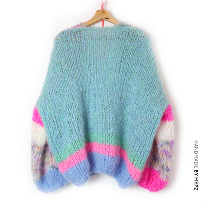 Knit Pattern – Chunky Mohair Cardigan Flowerfields No.12 (ENG-NL)