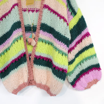 Knitting kit – MYPZ Light Alpaca Cardigan Featherlight No10 (ENG-NL-DE)