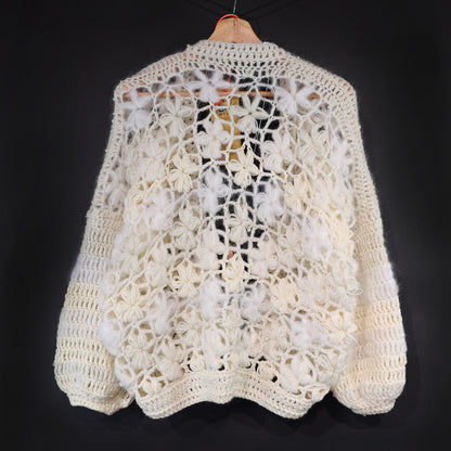 Crochet kit - MYPZ Short bomber cardigan Wildflower Off White (ENG-DE-NL-ES-FR-IT-DA-SV-NO)