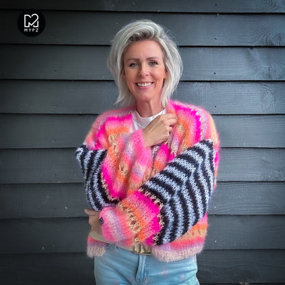 Knitting kit – MYPZ Light Mohair Cardigan Pink Magic No10 (ENG-NL-DE)