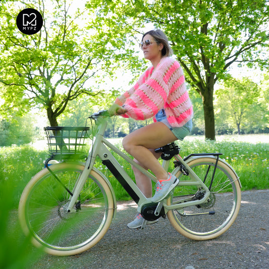 Kit de tejido – Cárdigan corto ligero de mohair MYPZ Summerflow No10 (ENG-NL-DE-FR-ES)