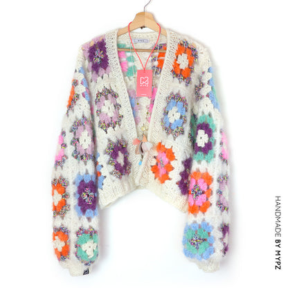 Kit de ganchillo - MYPZ Dreamy Granny cárdigan bomber cuadrado Off White (ENG-NL-ES)