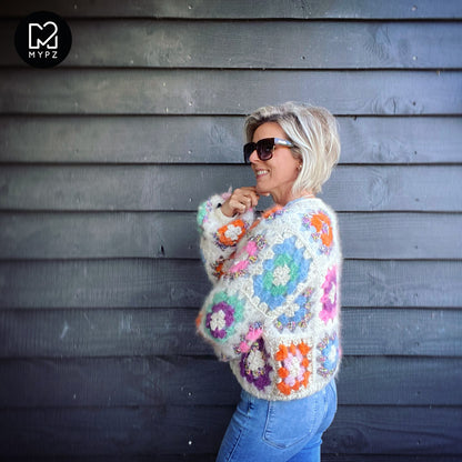 Kit de ganchillo - MYPZ Dreamy Granny cárdigan bomber cuadrado Off White (ENG-NL-ES)