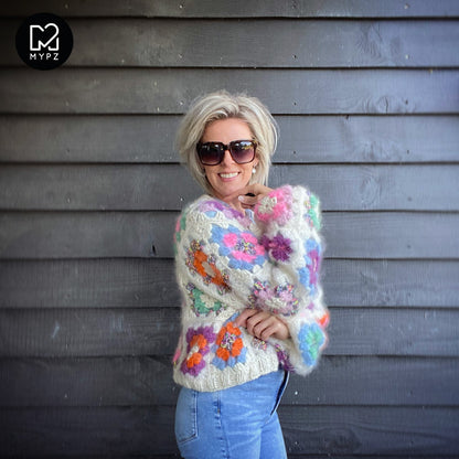 Kit de ganchillo - MYPZ Dreamy Granny cárdigan bomber cuadrado Off White (ENG-NL-ES)