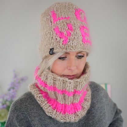 Knitting Kit – Chunky LOVE Beanie + snood (ENG-NL)