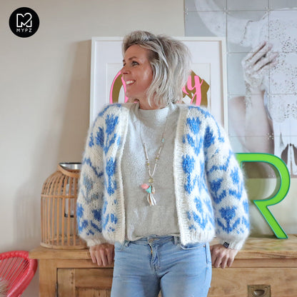 Knitting Pattern – MYPZ Chunky Bomber Cardigan Tulips Blue No.9 (ENG-NL-DE)